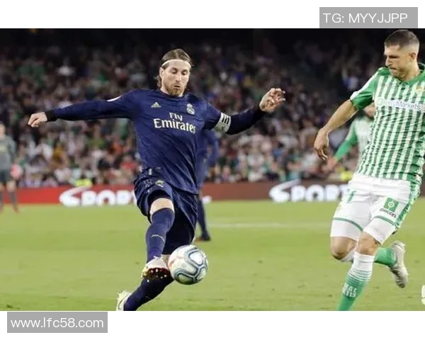 足球明星威尼斯的魅力与成就全景介绍及精彩图片展示