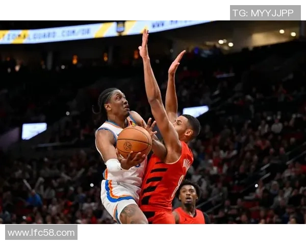 杰伦威廉姆斯：从新星崛起到NBA赛场的闪耀之路